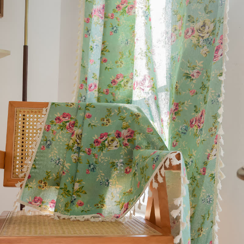 Tenda rustica con rose verdi e nappe - image 5