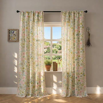 Tenda con stampa di margherite e foglie e nappe - 132cm x 241cm - image 0