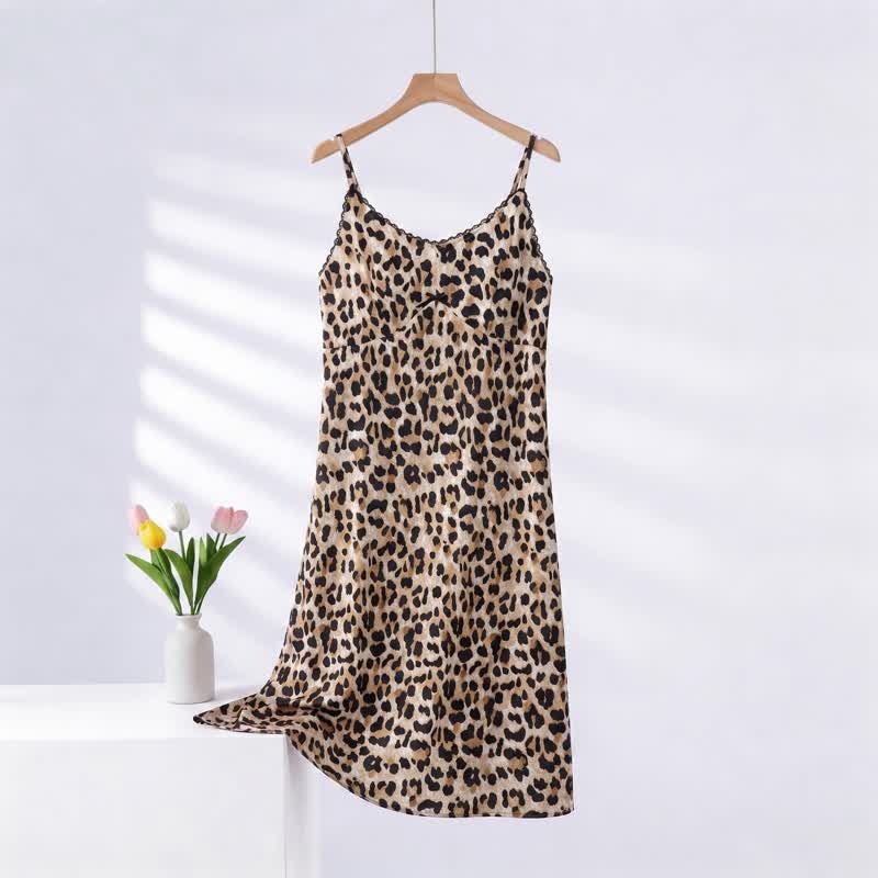 Camicia da notte con stampa leopardata e bordo in pizzo - Marrone - 3XL - image 8