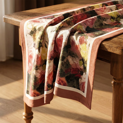 Tovaglia vintage con motivo floreale di rose e dipinti ad olio - image 3