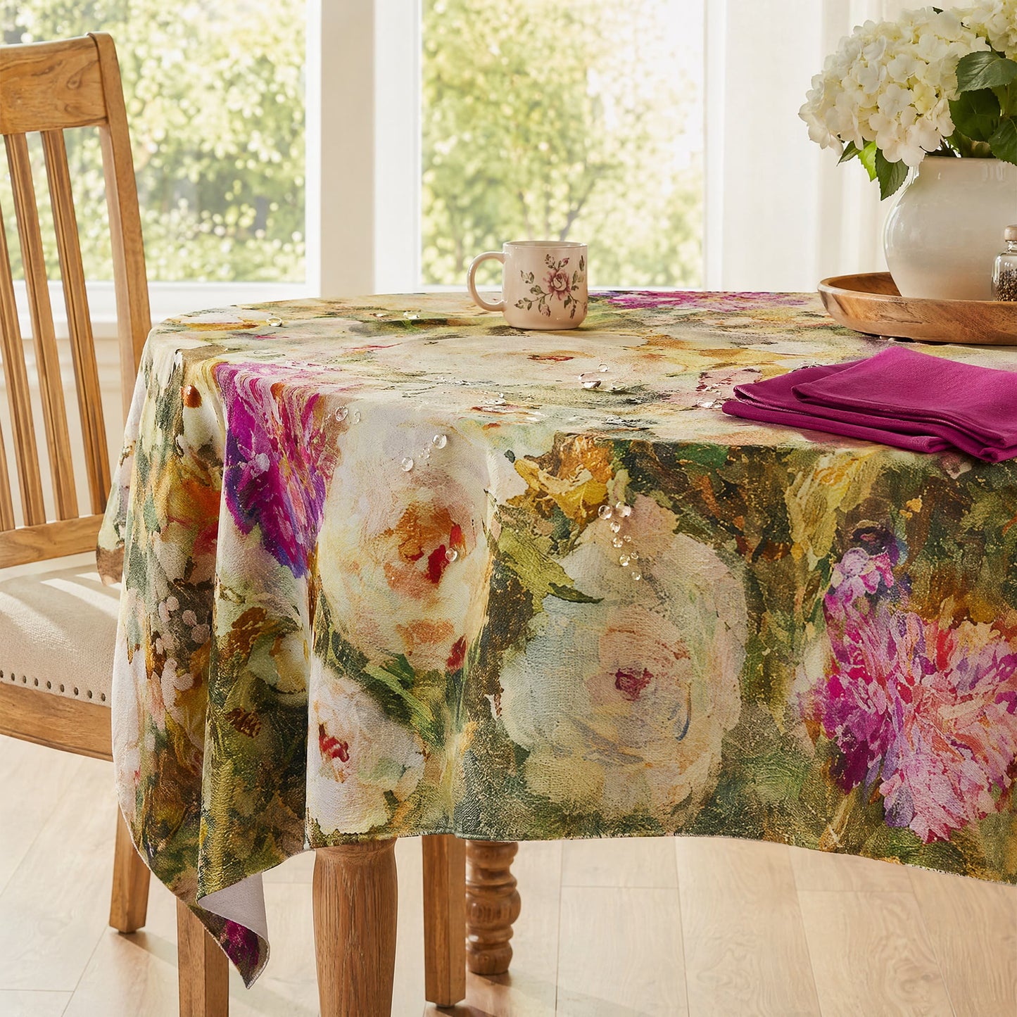 Tovaglia con rose in stile impressionista delicato - image 2