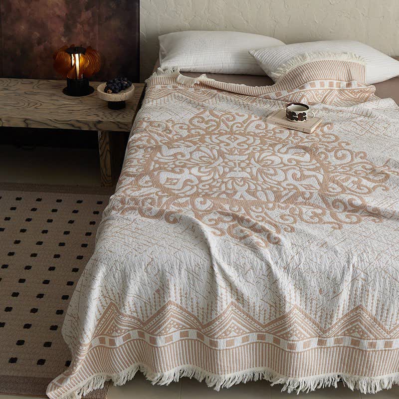 Coperta tribale in garza di cotone con nappe e motivi geometrici - image 4