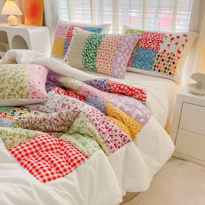 Set di biancheria da letto in cotone con motivo floreale e patchwork colorato - Bianco - Set di biancheria da letto da 4 pezzi - Matrimoniale - image 0