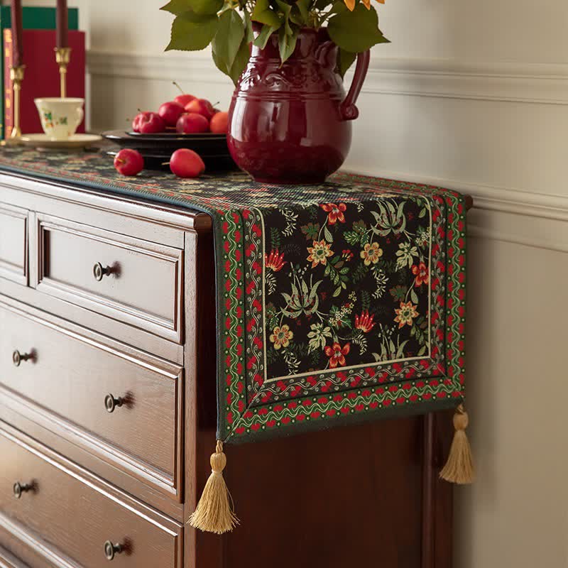 Runner da tavola vintage con nappe floreali e a foglie - image 2