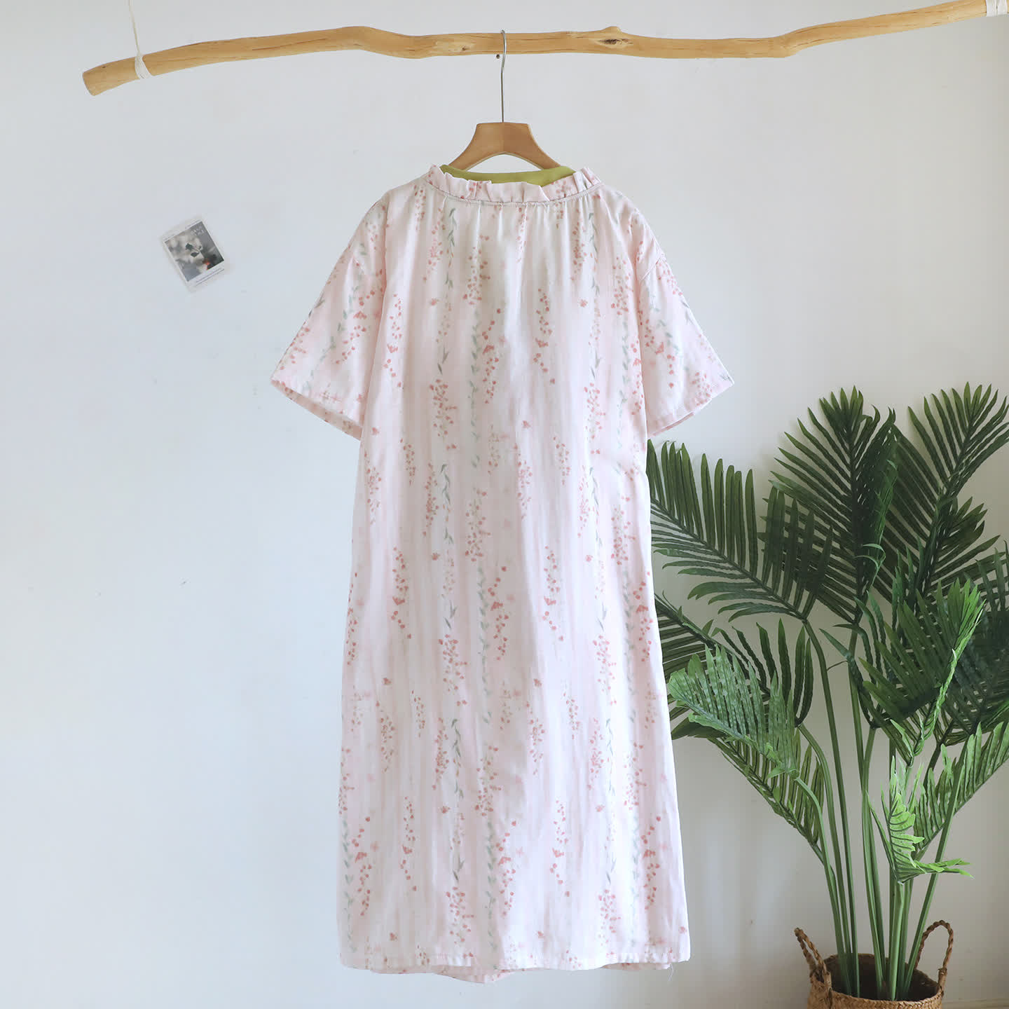 Kimono da notte in garza di cotone a fantasia floreale, abbigliamento per la casa. - image 1