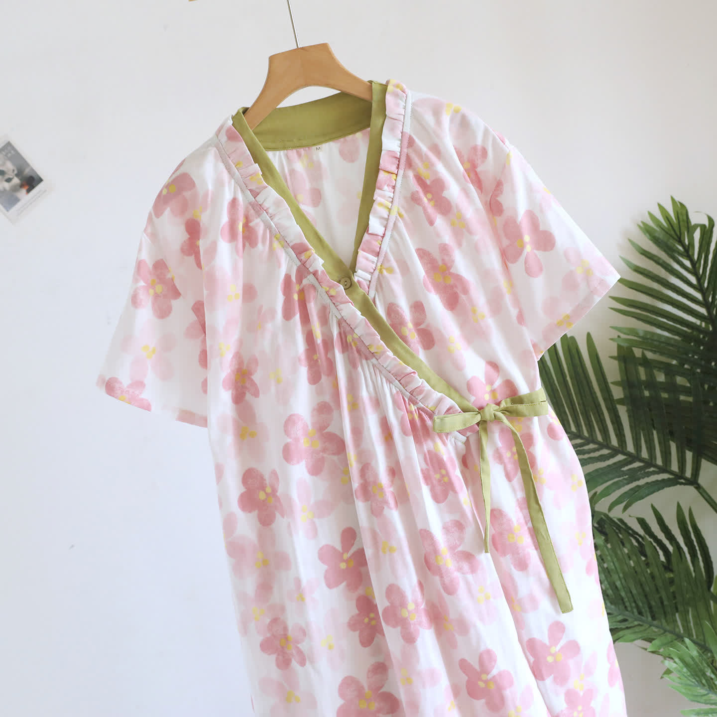 Kimono da notte in garza di cotone con stampa floreale Sakura. - image 4