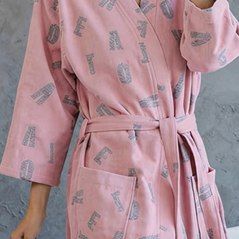 Kimono in garza di cotone con stampa a tema amore - image 3