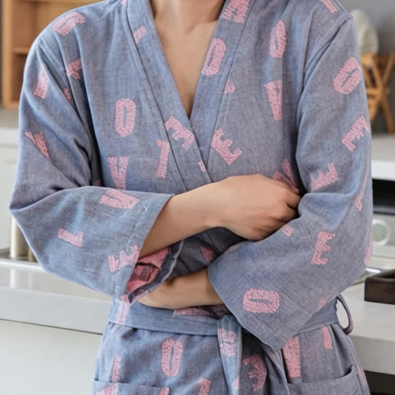 Kimono in garza di cotone con stampa a tema amore - image 6