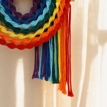 Decorazione da parete in corda di cotone arcobaleno intrecciata a mano - image 4