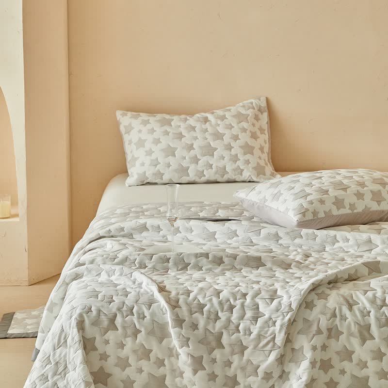 Set di trapunte reversibili con motivo a stelle neutre - image 14