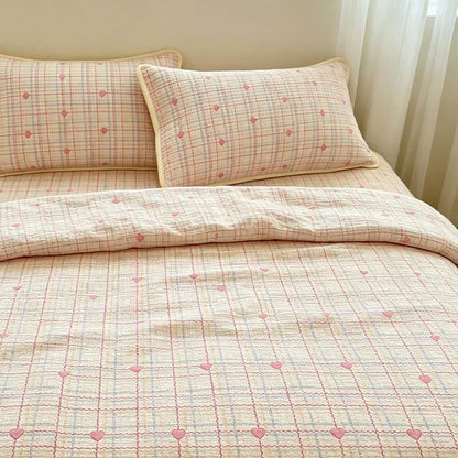 Set di biancheria da letto trapuntata in poliestere color beige Sweetheart - image 1