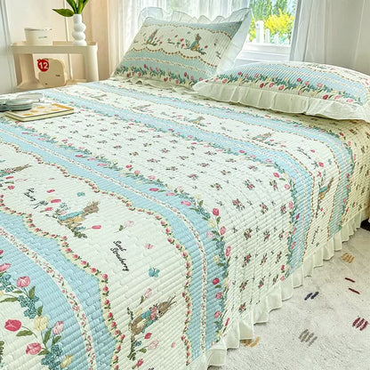 Copriletto in twill di cotone con stampa floreale a coniglietti - image 2