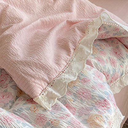 Set di biancheria da letto estivo rosa cipria con volant e pizzo - image 2