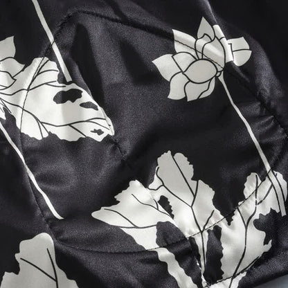 Completo pigiama nero con canotta e pantaloncini a fantasia floreale - image 12
