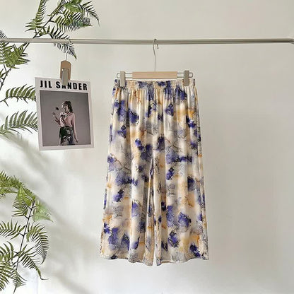 Pantaloni da casa corti con stampa artistica - image 1