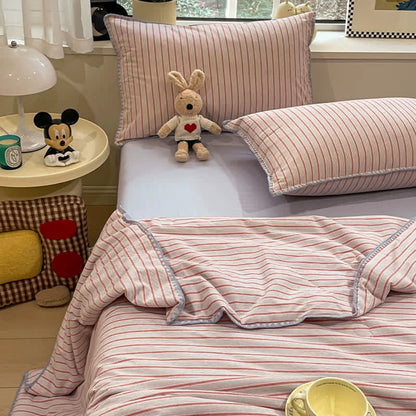 Set di biancheria da letto moderno in morbido cotone a maglia a righe. - image 2