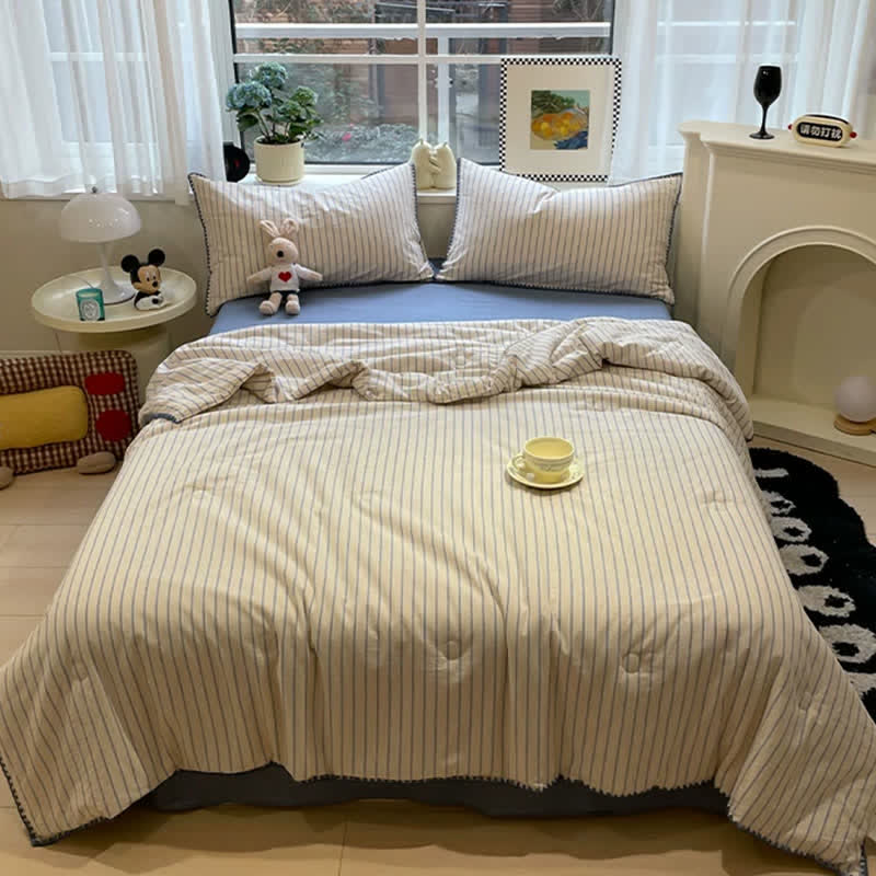 Set di biancheria da letto moderno in morbido cotone a maglia a righe. - image 6