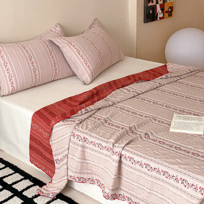 Set di biancheria da letto in cotone lavato con fantasia floreale a righe rosa cipria - image 1