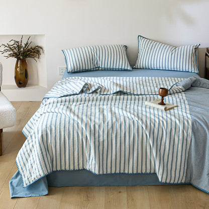 Set di biancheria da letto in cotone a righe bicolore con bordo a conchiglia - image 1