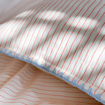 Set di biancheria da letto in cotone lavato con bordo smerlato a righe. - image 3