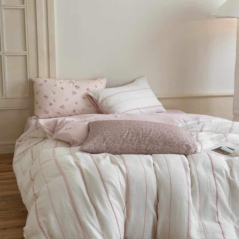 Set di biancheria da letto a quattro pezzi in cotone lavato con stampa "Pink Blossom" - image 1