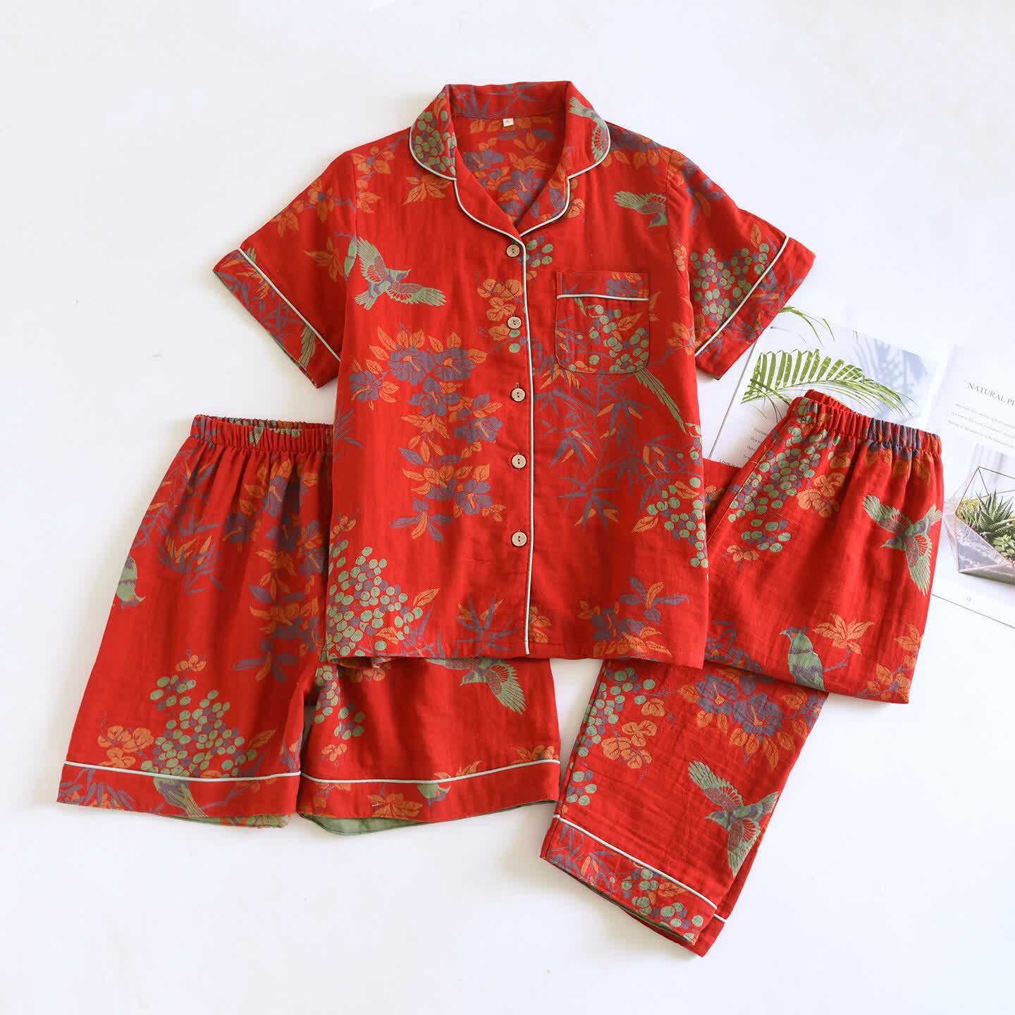 Completo da casa in cotone con stampa floreale e uccellini in stile vintage - Rosso - XL - image 4