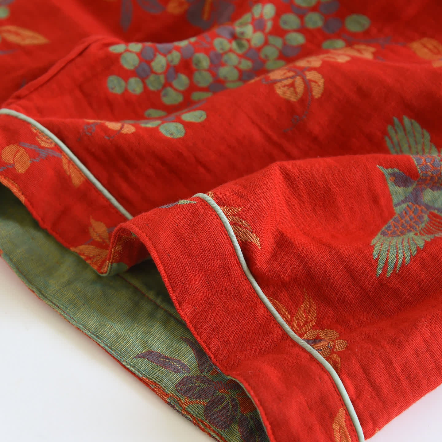 Completo da casa in cotone con stampa floreale e uccellini in stile vintage - image 16