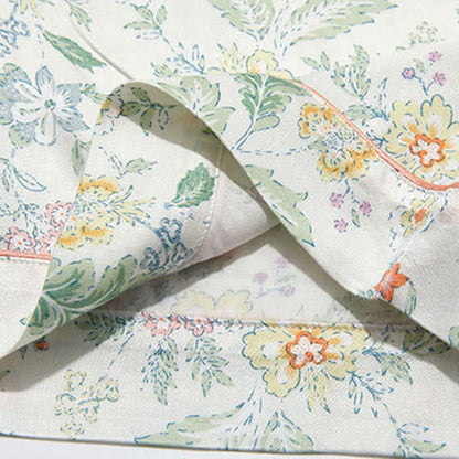 Completo pigiama corto in raso con stampa floreale francese, perfetto per le notti estive. - image 15