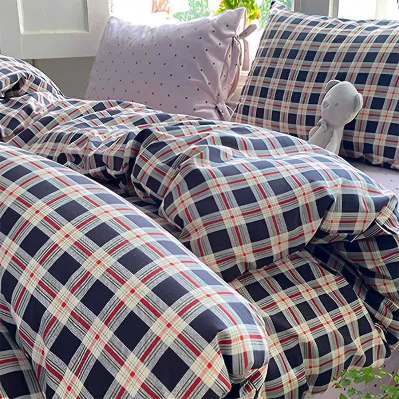 Set di biancheria da letto Heritage Plaid in cotone lavato rosso e blu navy - image 2