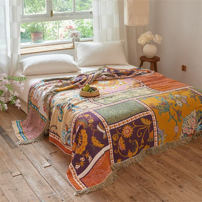 Trapunta boho in cotone patchwork con motivi floreali e nappe - image 2