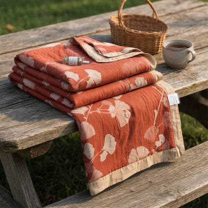 Coperta in cotone con motivo a foglie di ginkgo rosse - Rosso terracotta - 90" x 92" - image 0