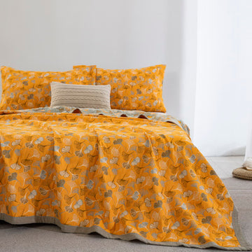 Coperta reversibile in cotone con motivo Ginkgo dorato - image 0