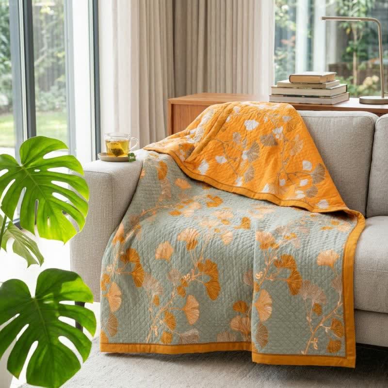 Coperta trapuntata reversibile con motivo botanico di Ginkgo - image 2