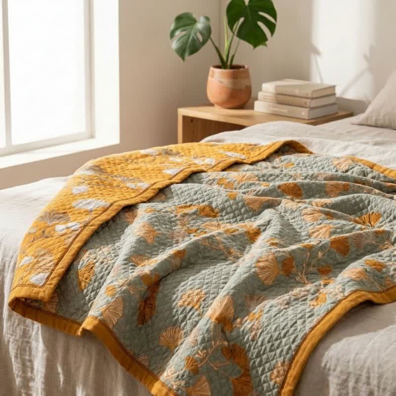 Coperta trapuntata reversibile con motivo botanico di Ginkgo - image 3
