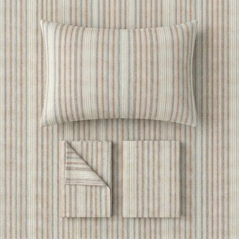 Set di biancheria da letto minimalista a righe sottili, neutro, ideale per il college. - image 1