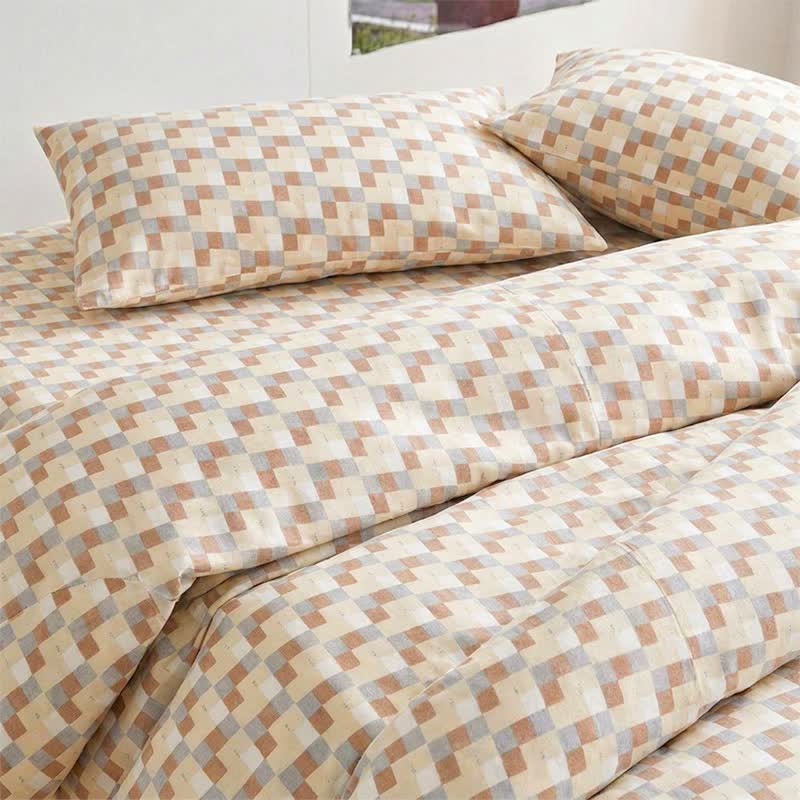 Set di biancheria da letto con motivo a mosaico in tonalità neutre e calde - image 5