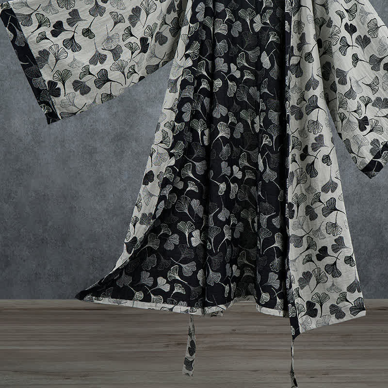 Kimono in cotone con foglie di ginkgo bianche e nere - image 11