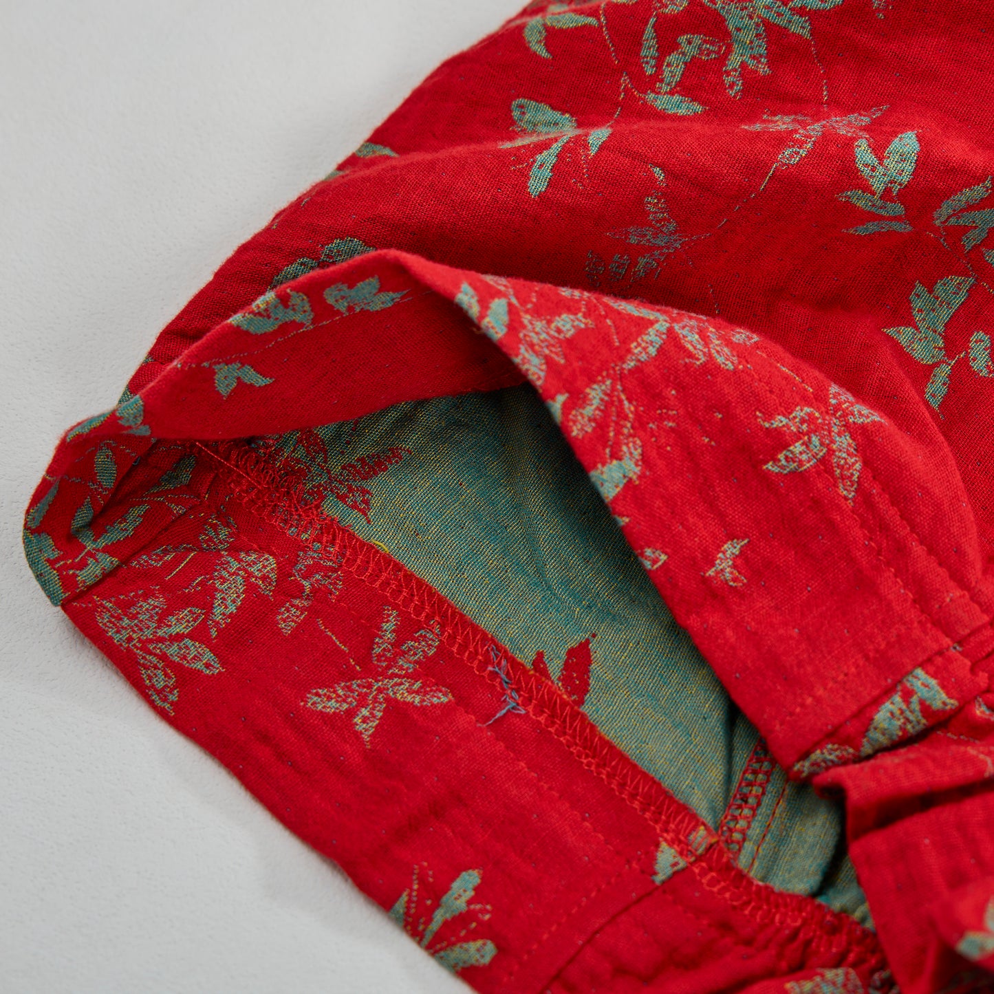Pantaloni da casa in cotone a fantasia floreale rossa - image 6
