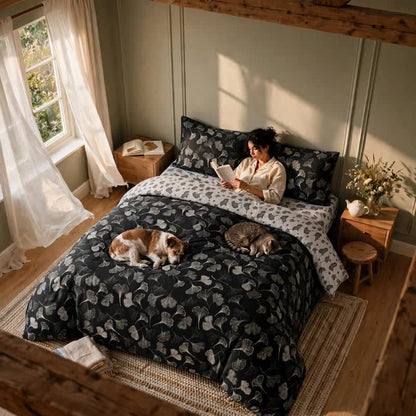 Set di biancheria da letto reversibile in cotone con motivo vintage a foglie di ginkgo nero - image 5