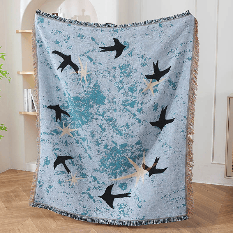 Coperta decorativa con stella e motivo rondine nel cielo artistico - 130cm x 152cm - image 0