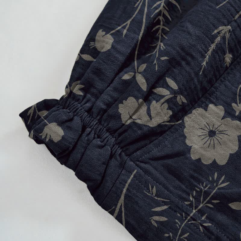 Pantaloni da casa in cotone a trama grossa color blu navy con fiori selvatici - image 4