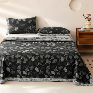 Set di biancheria da letto reversibile in cotone con motivo vintage a foglie di ginkgo nero - Nero - Copriletto con 2 federe - Matrimoniale Grande - image 0