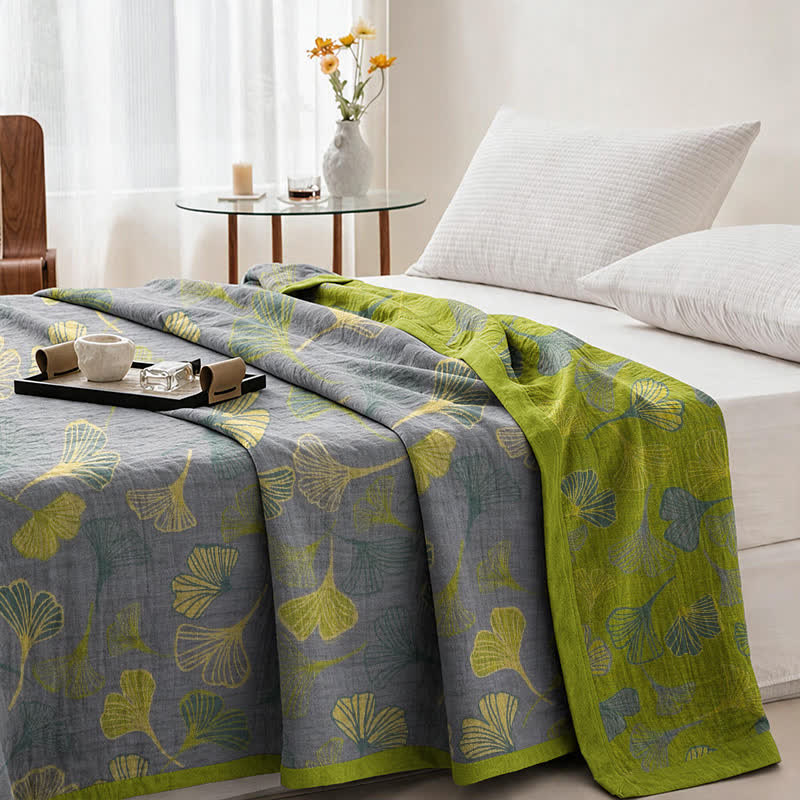 Coperta in cotone con foglie di ginkgo grigio-verdi - image 9