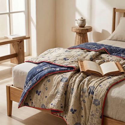 Trapunta reversibile blu a fantasia floreale in stile cottage - image 5