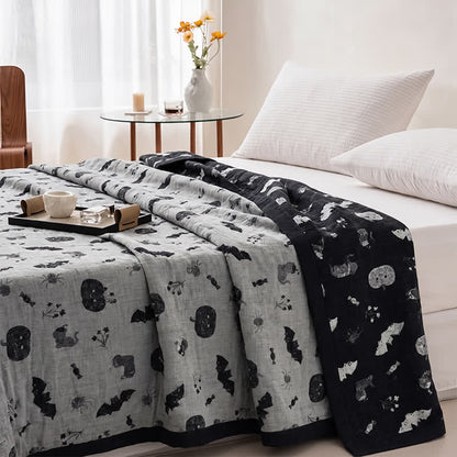 Simpatica coperta reversibile in cotone con motivo zucca e pipistrello di Halloween. - image 7