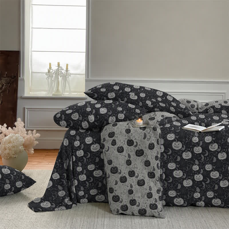 Set di biancheria da letto in cotone a 4 pezzi con motivo zucca e luna di Halloween. - image 5