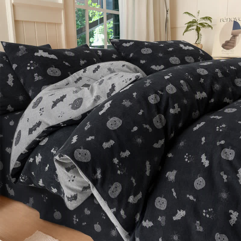 Set di biancheria da letto in cotone a 4 pezzi con motivo zucca e pipistrello di Halloween - Nero - Set di biancheria da letto (4 pezzi) - Matrimoniale Grande - image 0