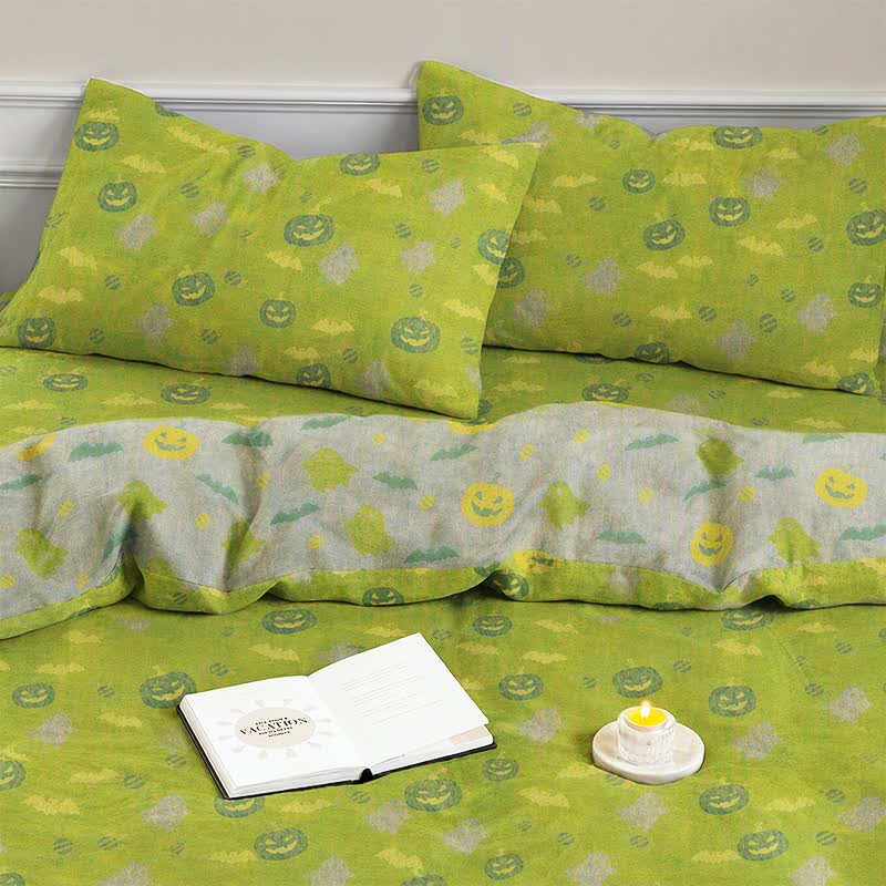 Set di biancheria da letto in cotone a 4 pezzi con motivo zucca e fantasmi multicolore. - image 13