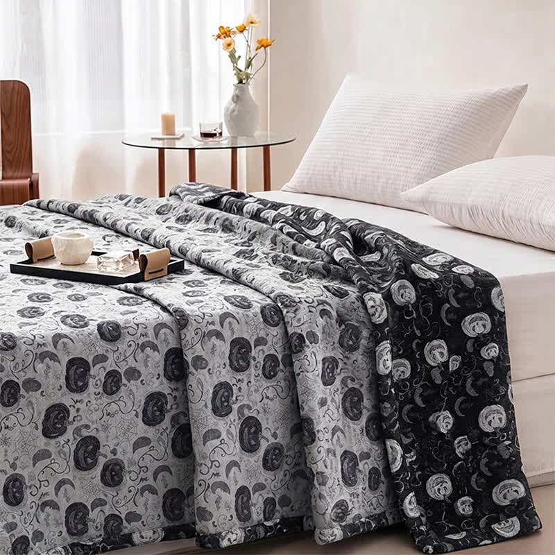 Coperta reversibile in cotone con motivo zucca e fantasma di Halloween - image 7