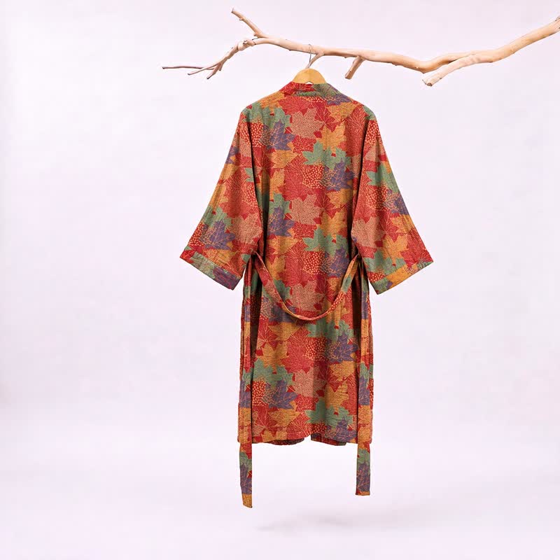Kimono in cotone con motivo a foglie d'acero autunnali - image 1